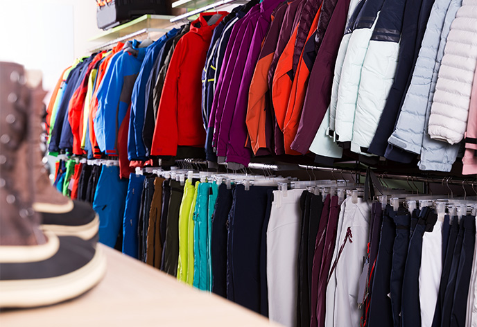 スキーウェアの主な種類