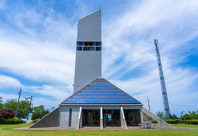とよまつ紙ヒコーキ・タワー