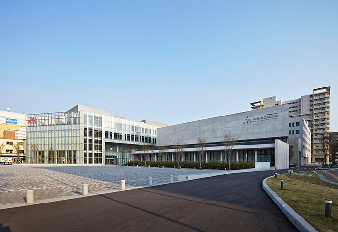 秋田県立美術館