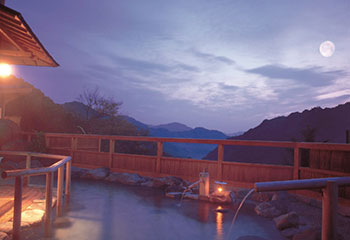 飲泉、自家源泉かけ流しの秘湯 観音温泉