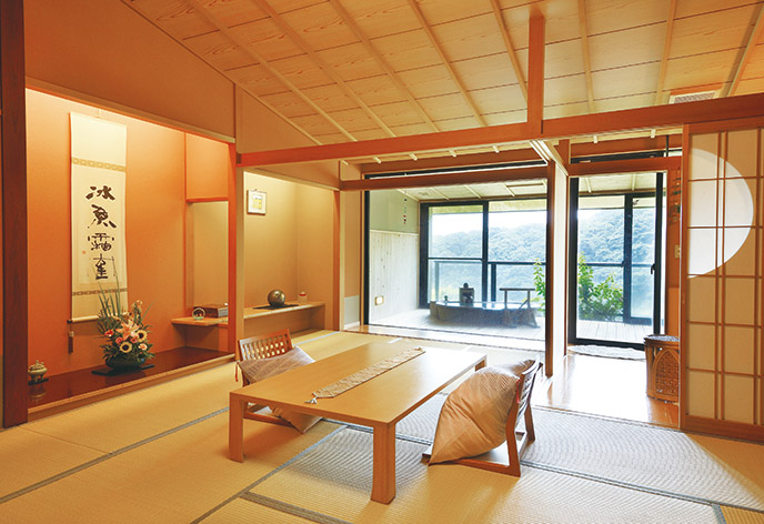 飲泉、自家源泉かけ流しの秘湯 観音温泉