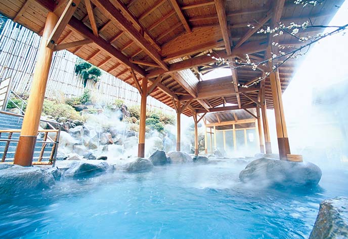 箱根湯本温泉　ホテルおかだ　露天風呂