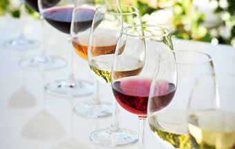 ワイナリーで造られたワイン