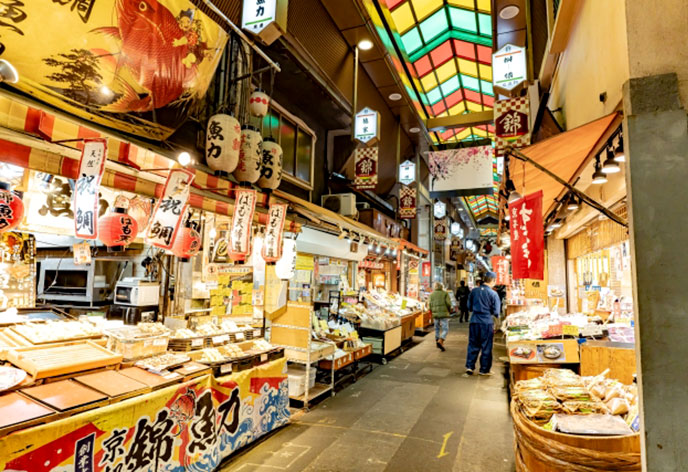 【厳選】京都・錦市場でおすすめの食べ歩きグルメ8選