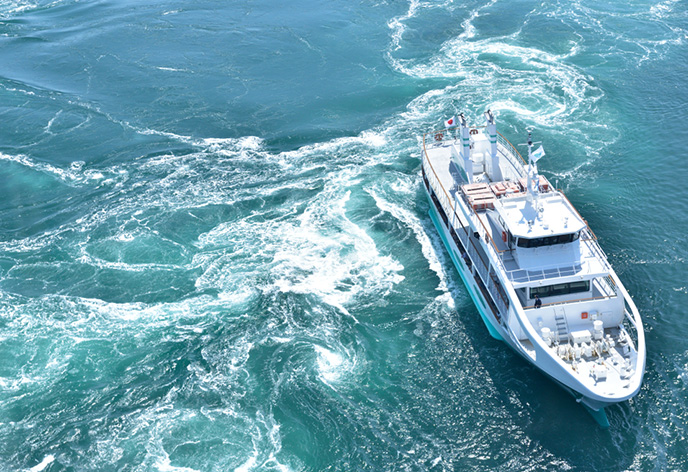 うずしおクルーズ船