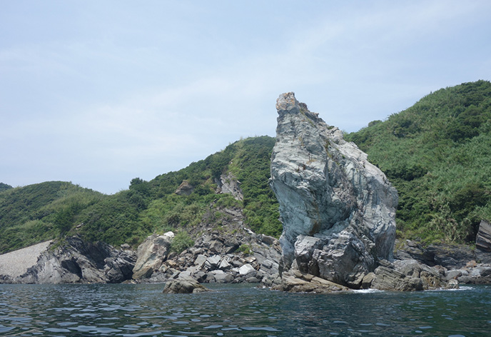 上立神岩 (沼島)