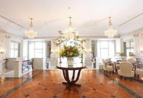 ホテルデンハーグ