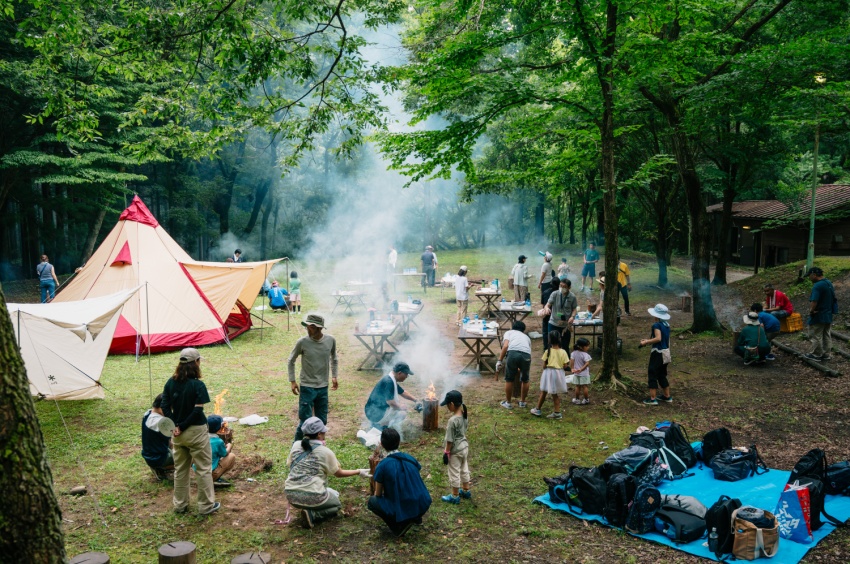 キャンプ村