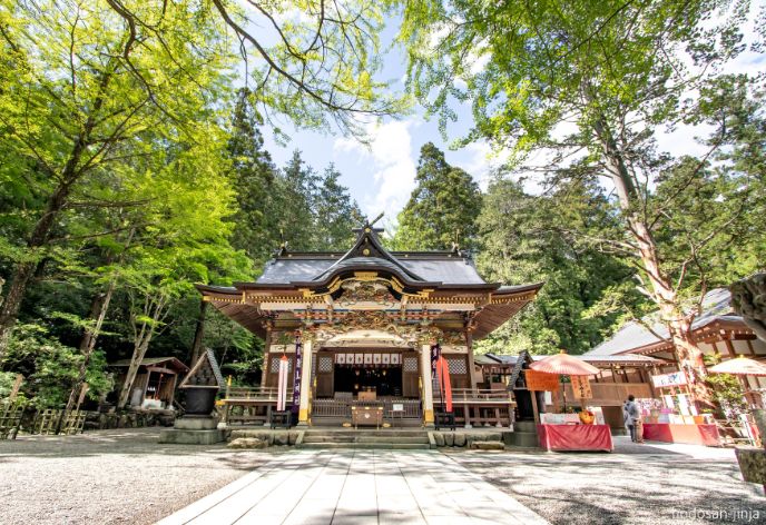 寳登山神社