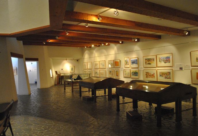 軽井沢絵本の森美術館
