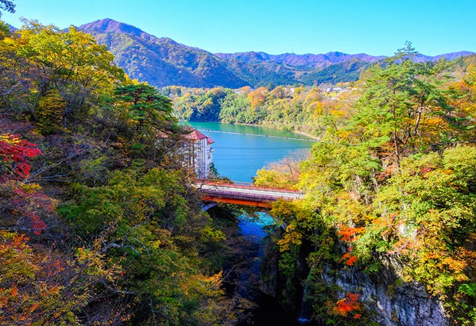 紅葉イメージ　猿ヶ京温泉