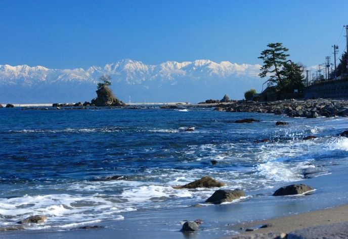 雨晴海岸（富山県）