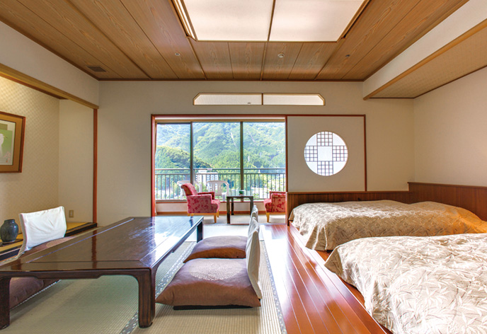 日光きぬ川ホテル三日月