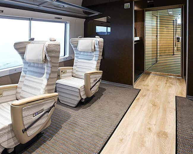 サフィール踊り子号での過ごし方 非日常なホテルのような空間