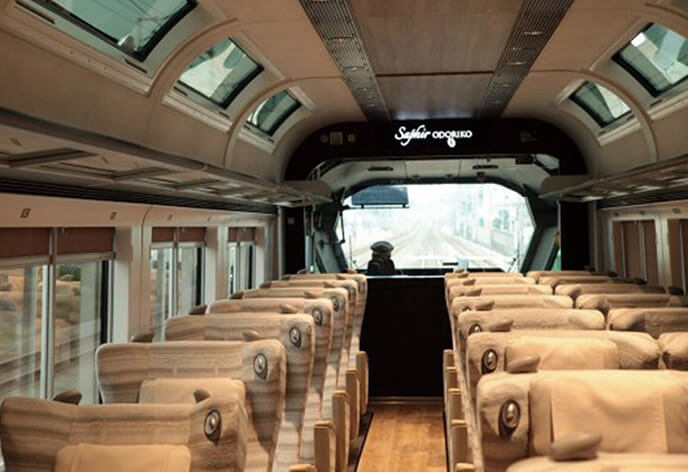 ５～８号車グリーン車