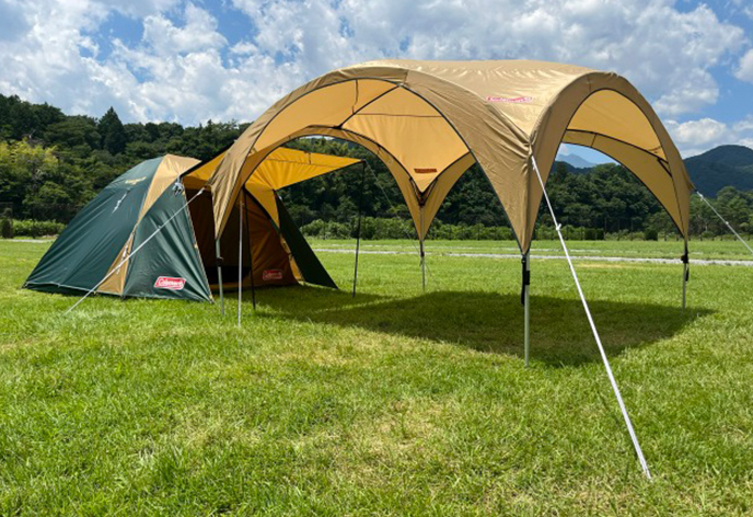 テントとシェード(日よけ)が設置済！初心者でもハードルなし！