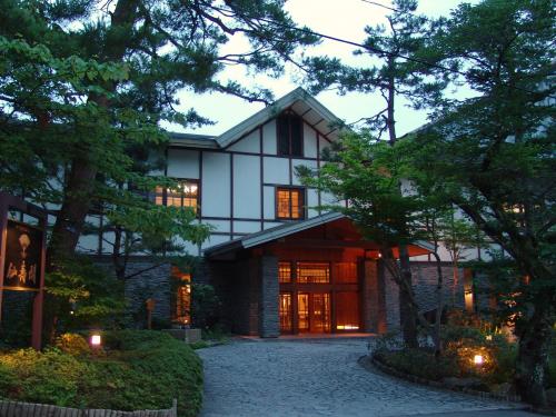 新阪急ホテルアネックス 					