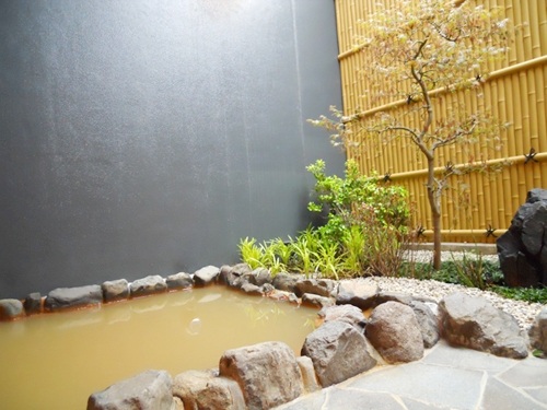 ルートイングランティア氷見和蔵の宿