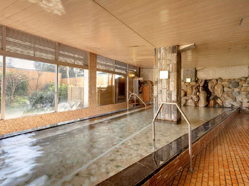 三朝ロイヤルホテル