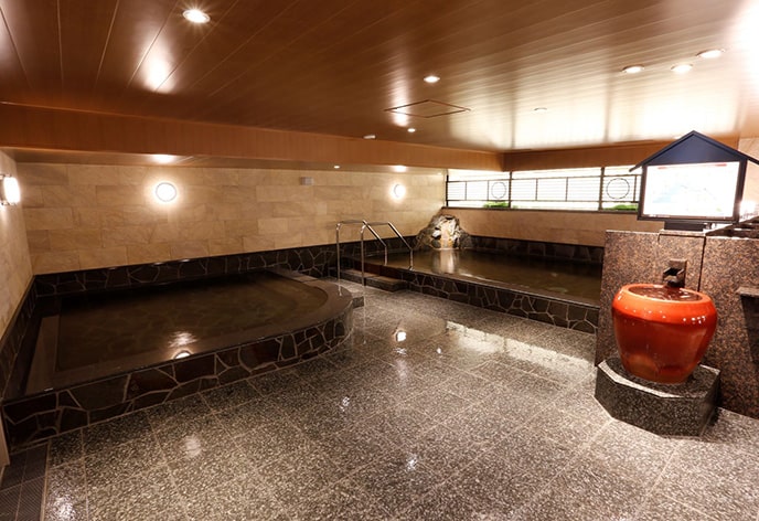 八百治博多ホテル