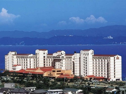 新大阪駅発◆３０日前割★ＪＲで行く！鳴門★アオアヲ ナルト リゾート＜禁煙　スーペリアツイン・３６平米＞選べる夕食◆全室オーシャンフロント【夕朝食付】１～４名１室◇ＪＲきっぷ駅受取