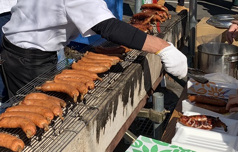 ワイナリーの屋台（骨付きソーセージ） イメージ