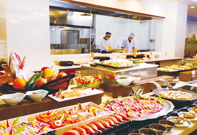 夕食ブッフェ（イメージ）