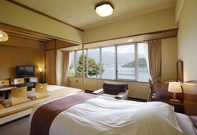 富士レークホテル