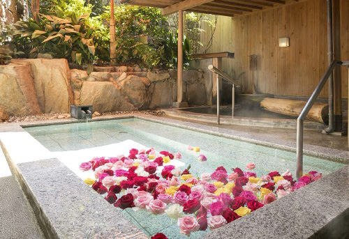 湯元こんぴら温泉 華の湯 紅梅亭 露天風呂