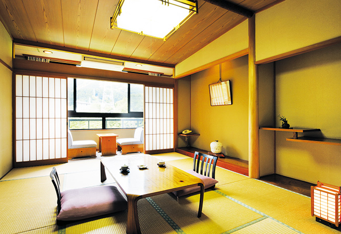 静寂とまごころの宿七重八重