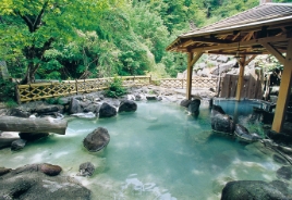 奥鬼怒温泉 加仁湯